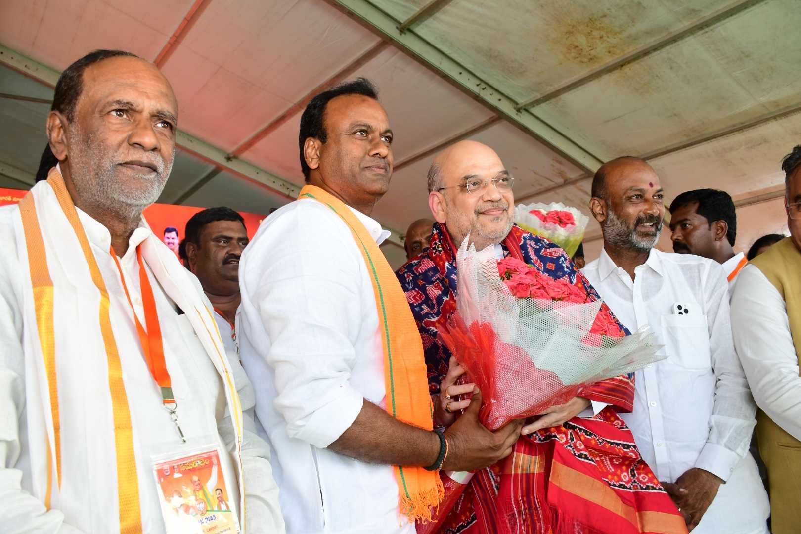 Bandi Sanjay with Amit Shah and K Rajagopal Reddy