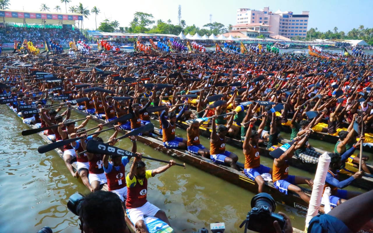 Snake Boat race