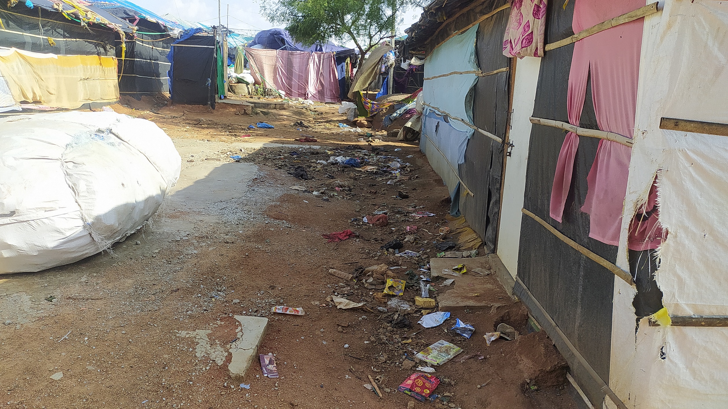 Litter around houses. (Deeksha Devadiga/South First)