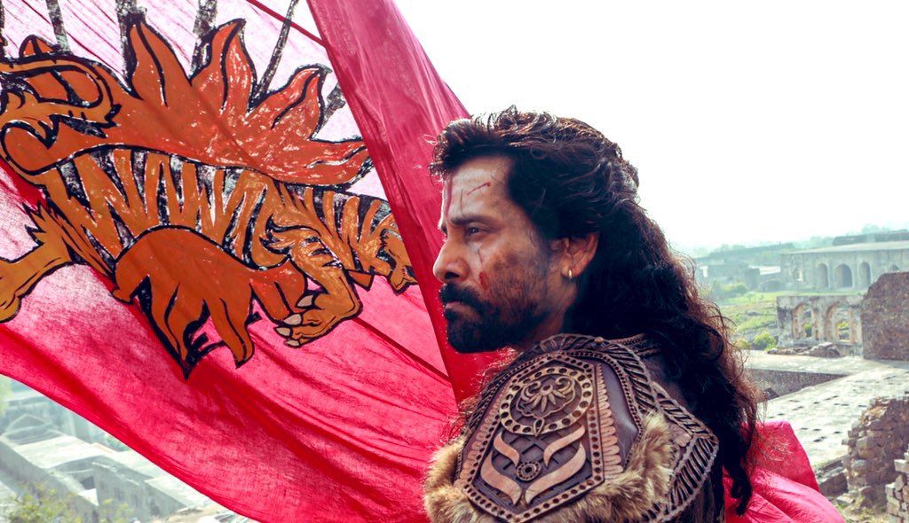 Chiyaan Vikram in a scene from Ponniyin Selvan 1. (Supplied)