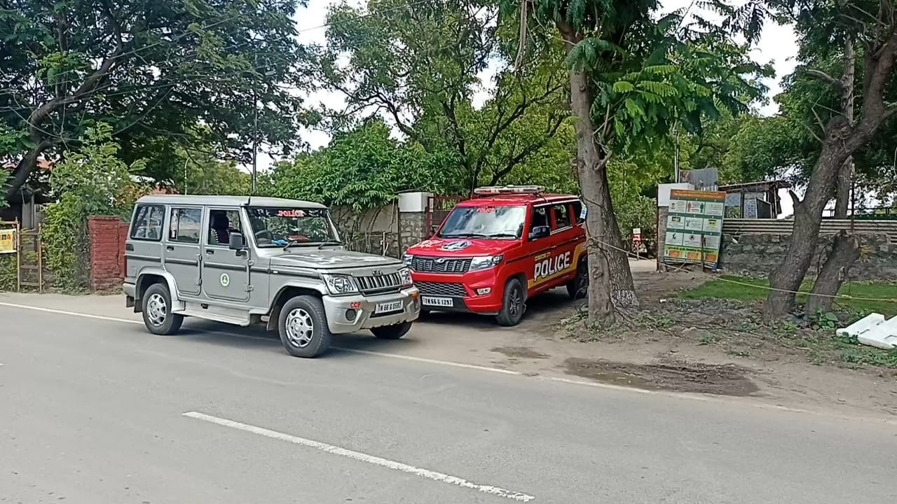 Vehicles of DVAC officials
