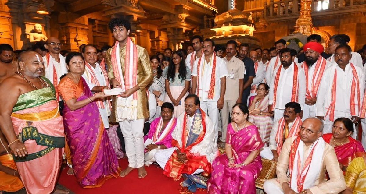 Telangana Chief Minister K Chandrashekar Rao visited the Sri Lakshmi Narasimha Swamy temple in Yadadri with his wife and grandson on Friday, 30 September, 2022. (Supplied)