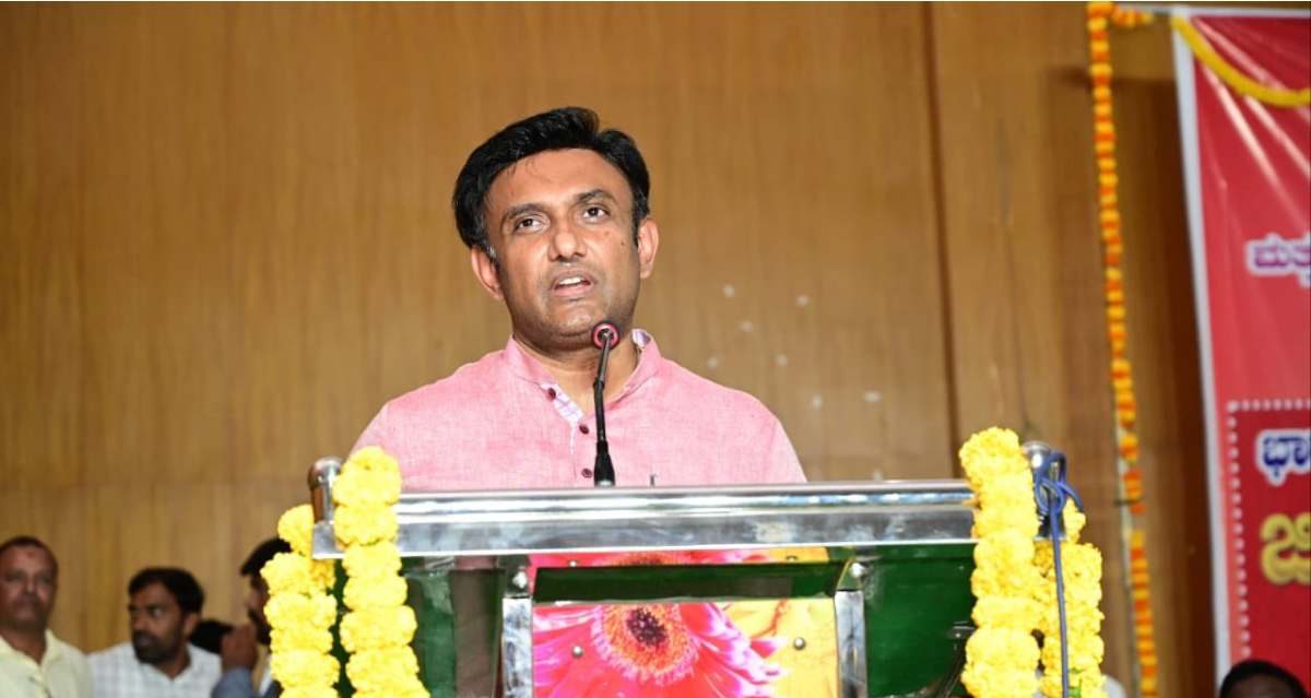 Dr K Sudhakar