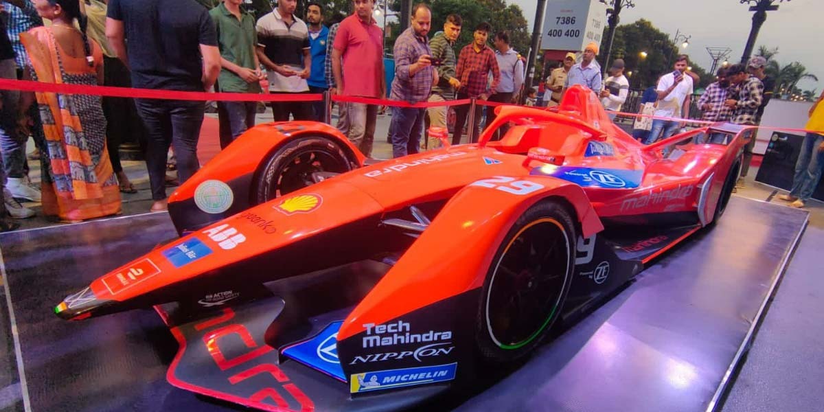 Generation 2 Formula E car showcased at the Durgam Cheruvu bridge in Hyderabad on Sunday, 25 September. (South First)
