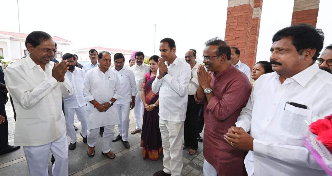 Ex-MP Boora Narsaiah Goud quits TRS, may find a new home in Telangana BJP