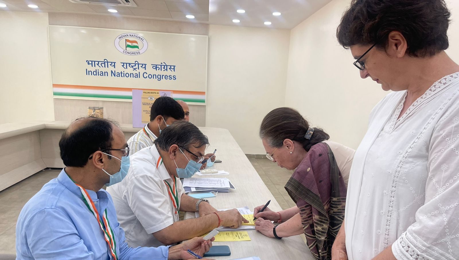 AICC Interim President Sonia Gandhi at AICC poll booth. (Twitter: INCIndia)