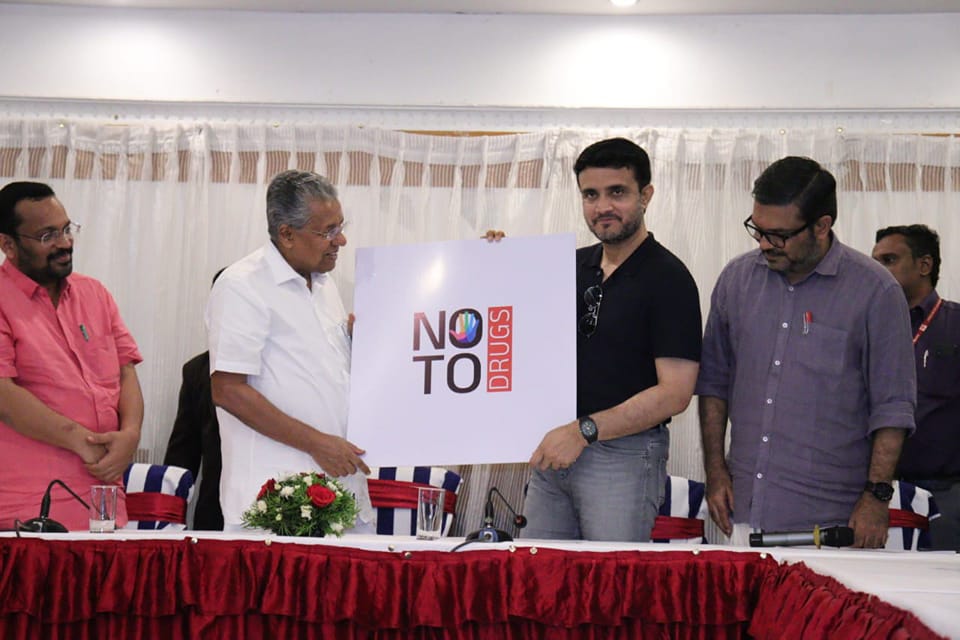 Chief Minister Pinarayi Vijayan with 'No to Drugs' campaign brand ambassador Sourav Ganguly on 6 October.