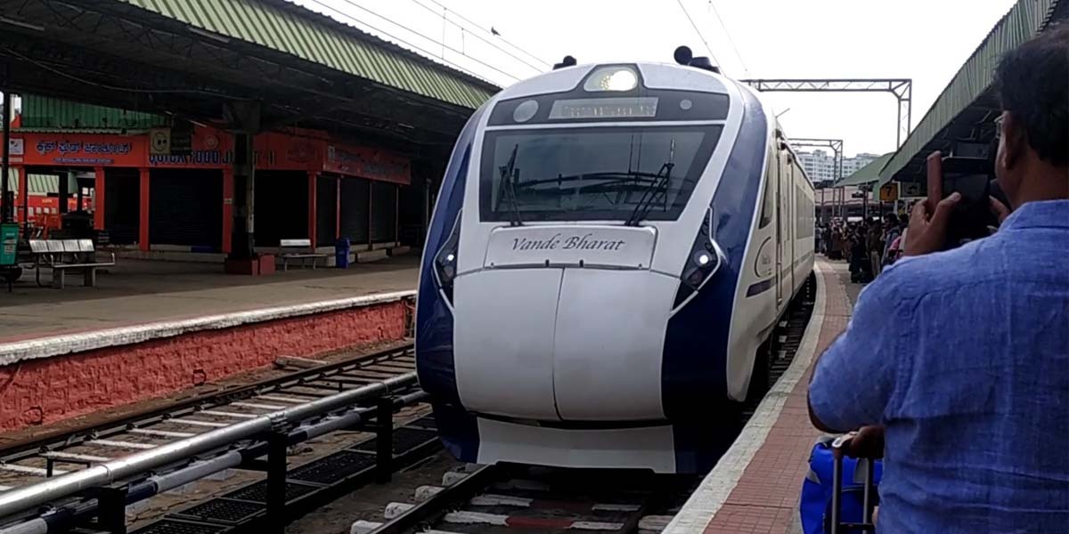 Bengaluru to Chennai Vande Bharat Express Review