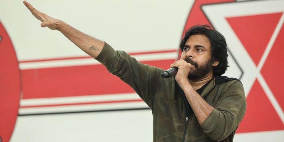 Jana Sena chief Pawan Kalyan before his way to the Ippatam village in Andhra Pradesh on Saturday, 5 November, 2022. (Supplied)