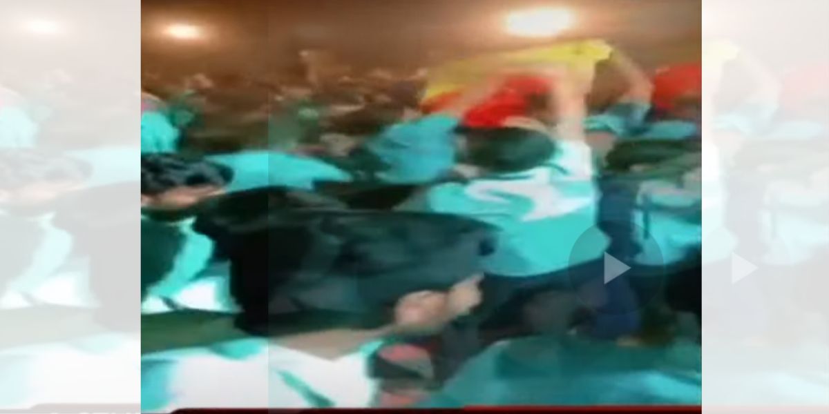 Students clash over Karnataka flag at college fest