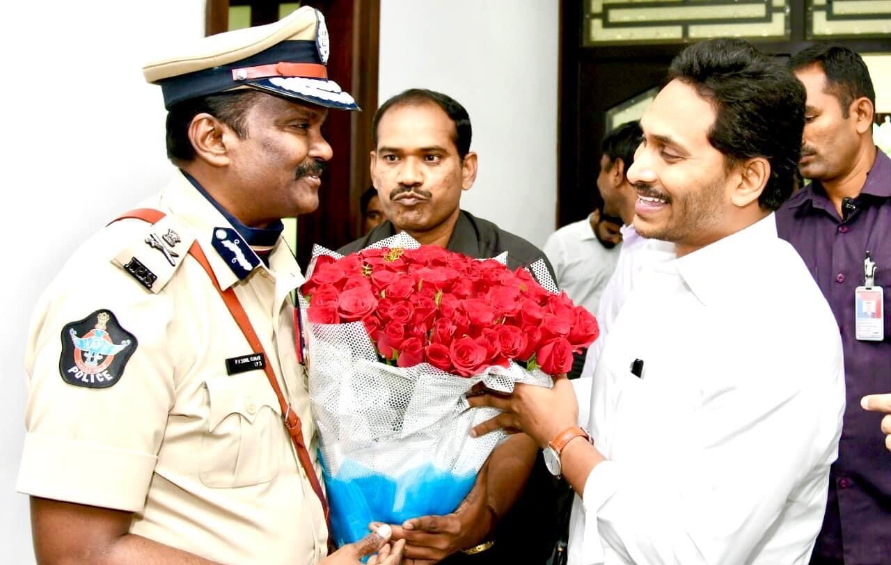 Jagan with IPS officer Sunil Kumar,