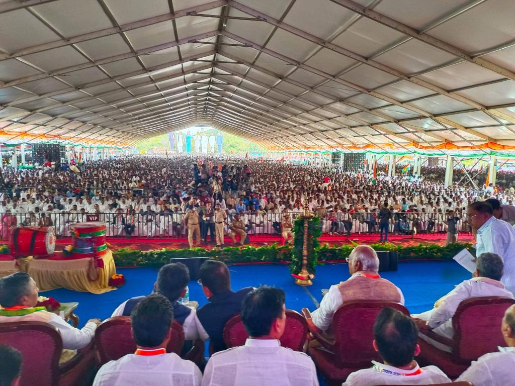 Karnataka: Mallikarjun Kharge calls for SC-ST unity to elect ‘sons of the soil’
