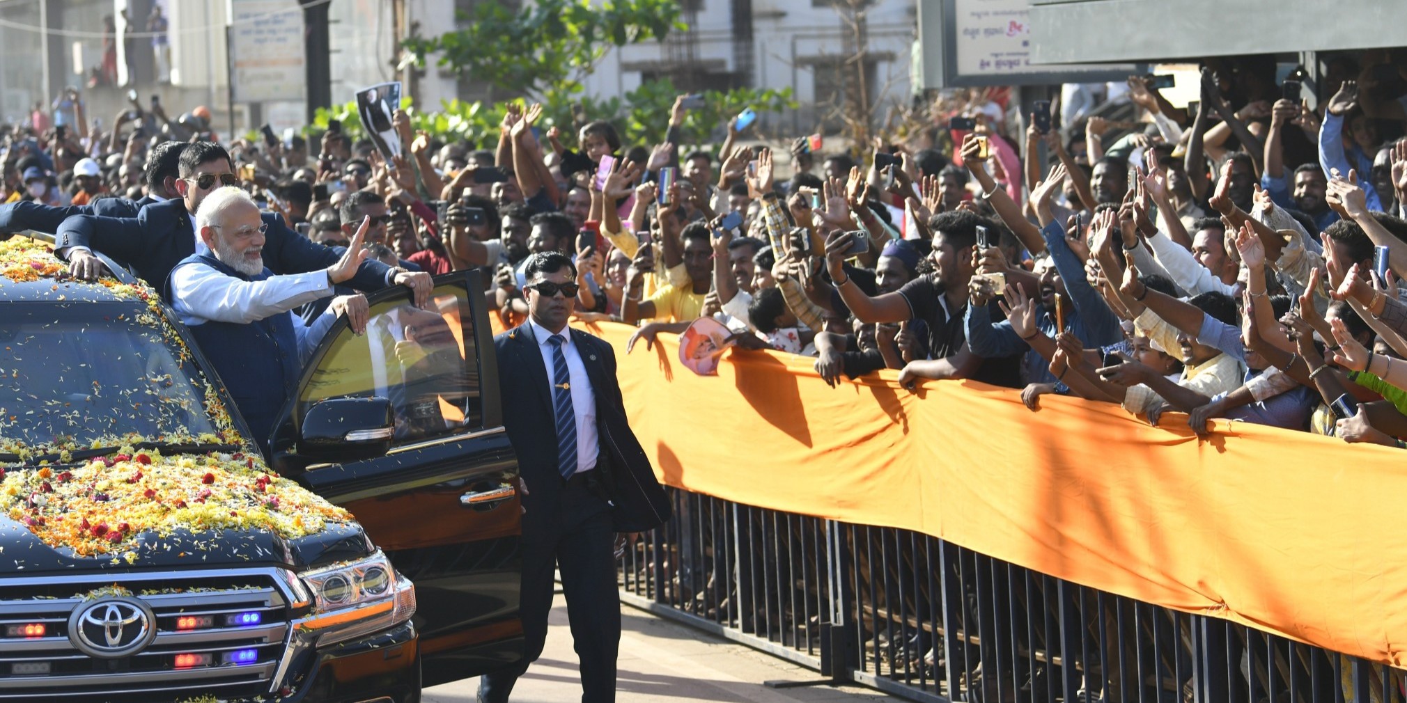 PM Modi in Hubballi