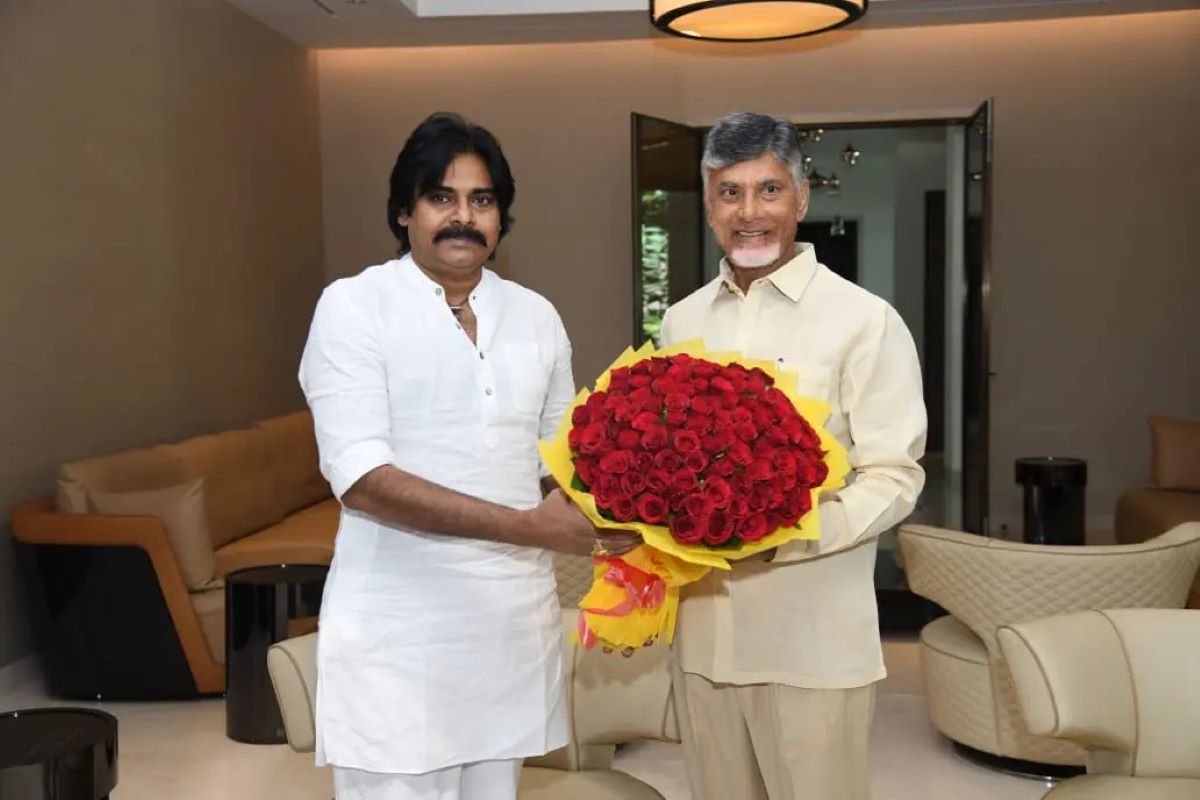 Pawan Kalyan and Chandrababu Naidu at the latter's residence in Hyderabad on Sunday, 8 January, 2023