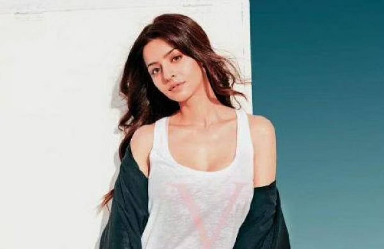 Actress Vedhika