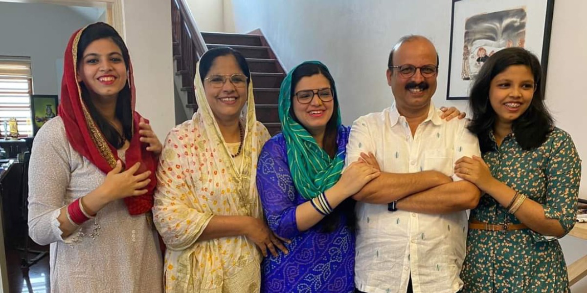 Shukkur and family