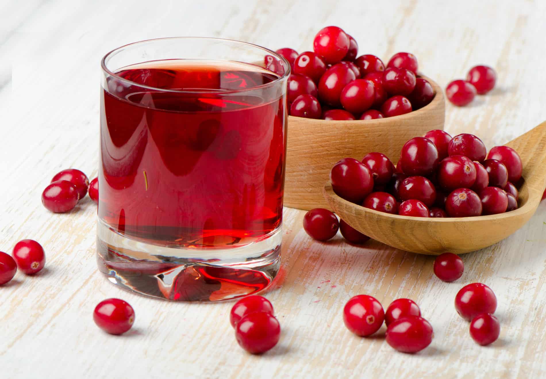 Drinking cranberry juice can lead to interaction with statin medicines leading to few side effects. Doctors say Statins are safe medicine but those taking it would be better to avoid drinking cranberry juice.