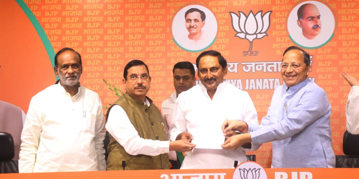 Kiran Kumar Reddy joins BJP