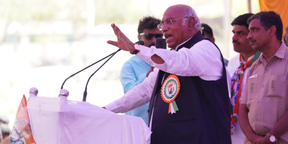 Kharge Modi poisonous snake