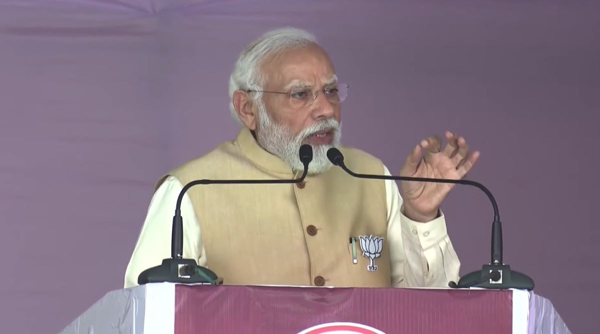 PM Modi at an election rally in Kudachi, Karnataka