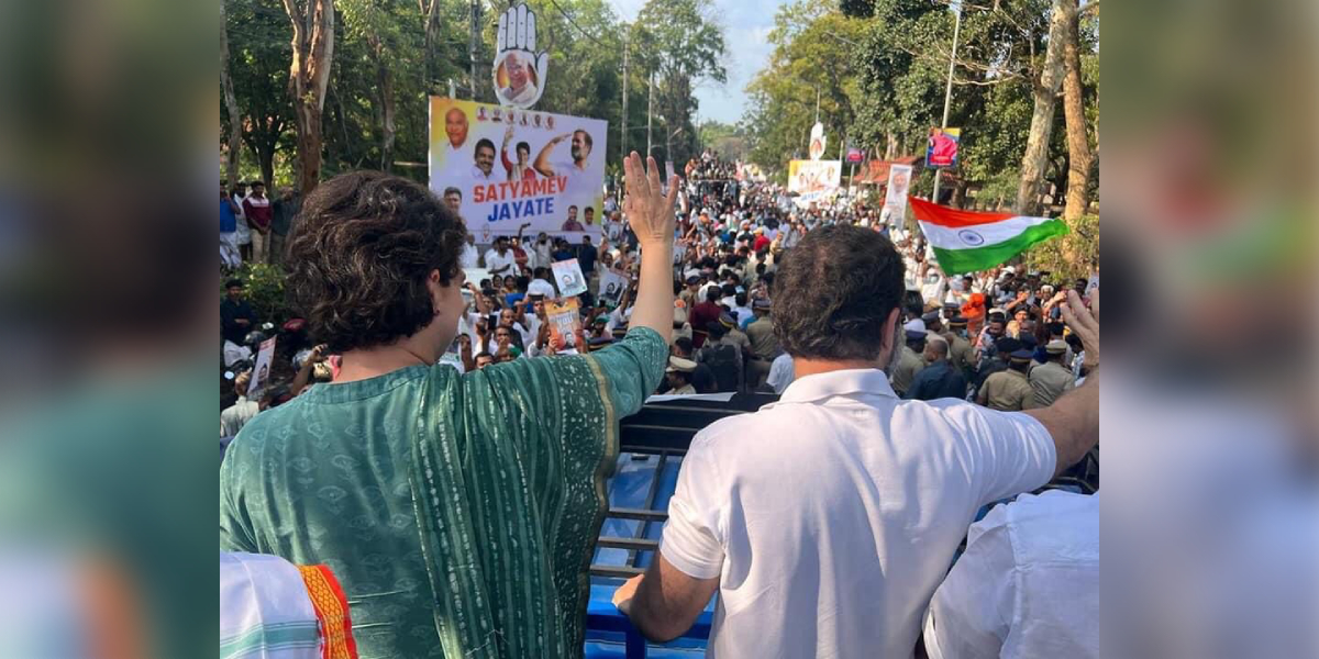Rahul Gandhi and Priyanka Gandhi at a roadshow in Kerala on Tuesday, 11 April, 2022. (Supplied)