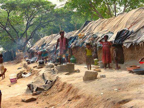 The Lancet study highlights the urgent need to addressing the mental health impacts of pandemics and climate change on vulnerable youth in Indian slums. (Wikimedia Commons)