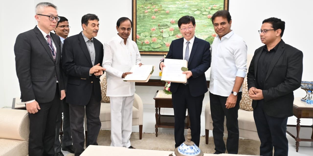 Telangana CM K Chandrashekar Rao and Industries Minister KT Rama Rao with Foxconn officials. (Twitter)