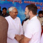 Congress leader Rahul Gandhi with JD(U) leader and Bihar Chief Minister Nitish Kumar. (supplied)