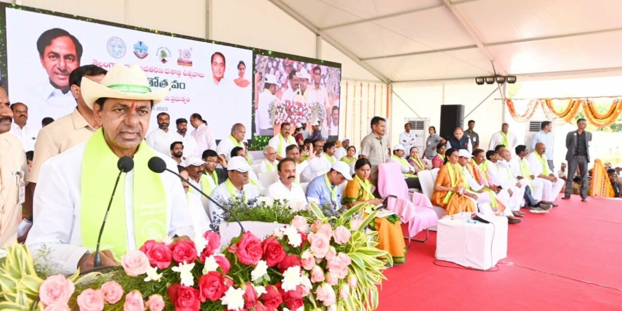 KCR speaking at the 9th phase of the Haritha Haram programme where he announced the extension of the metro rail network. (Twitter)