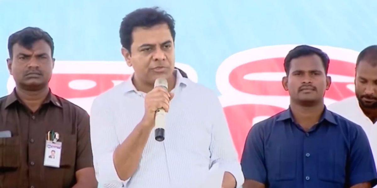 KTR speaking at the public meeting in Mulugu. (Screengrab)