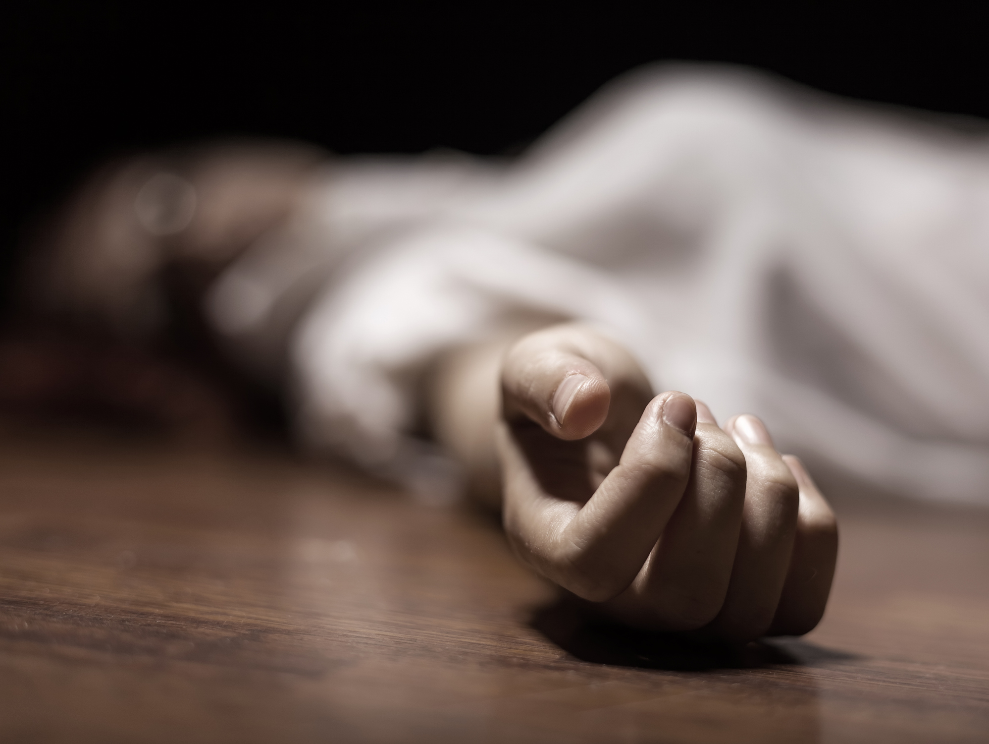 The body of the victim, identified as Juttu Shireesha, was found beside a pond located approximately 1 km away from her residence.