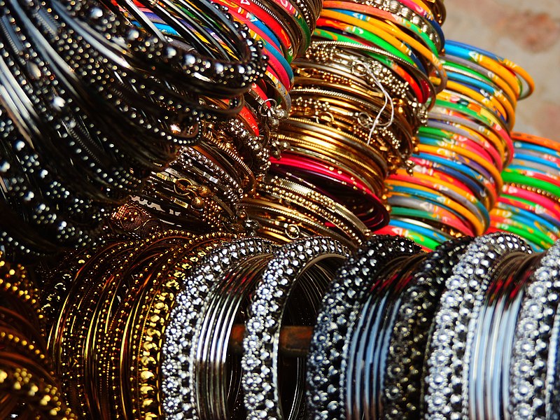 Bangles - Wikimedia Commons