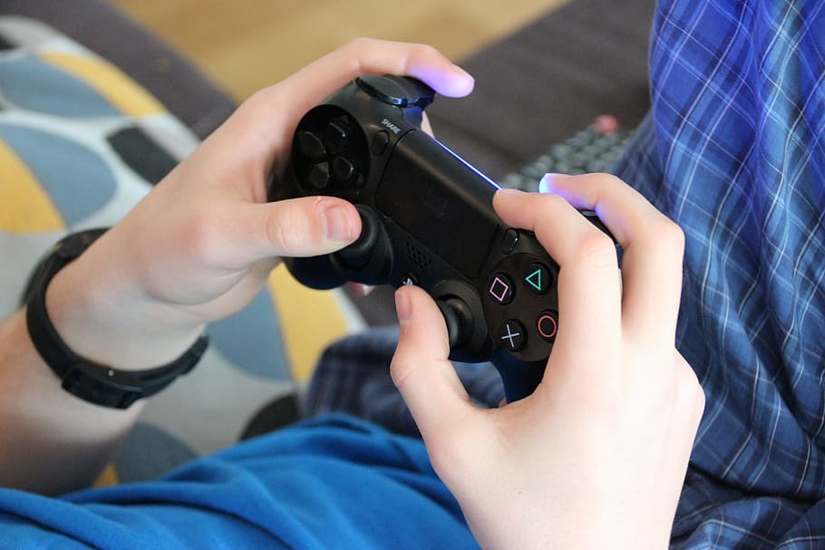 Dr Manoj Sharma from NIMHANS performed a review of 8 studies on Internet Gaming Disorders. (Wikimedia Commons)