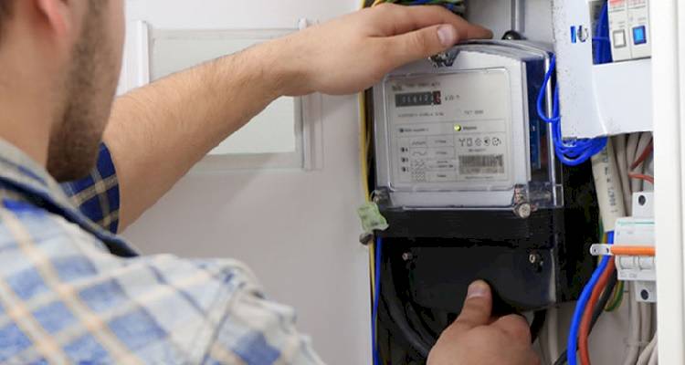 Smart electricity meter