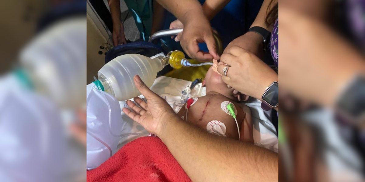 The 15-month-old toddler was first revived mid-air by five AIIMS doctors on board Vistara airlines before passing away 3 days later. (Supplied)