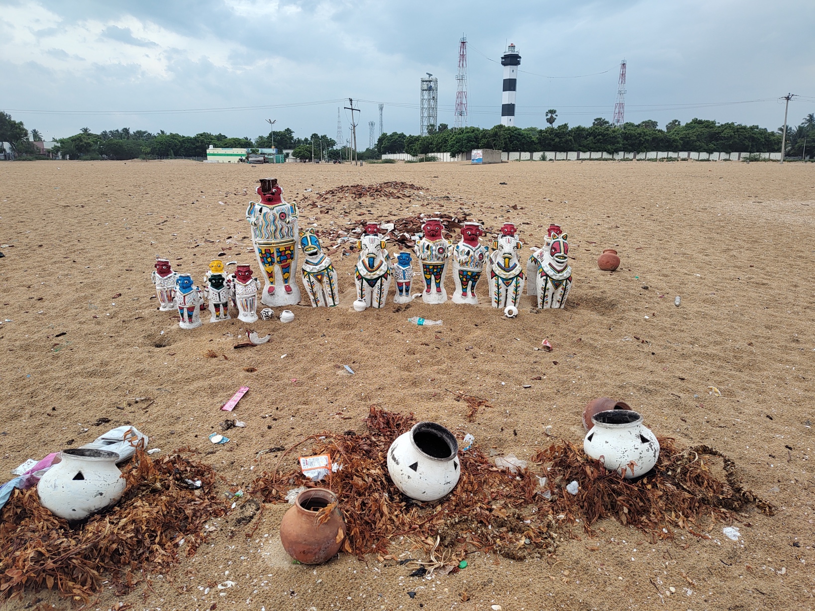 Fishermen of Pulicat celebrate their annual festival by the beach. (Laasya Shekhar/South First)