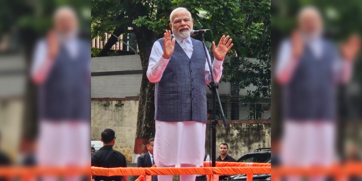 Prime Minister Narendra Modi addressing BJP workers outside the HAL Airport in Bengaluru on Saturday, 26 August. (Screengrab)