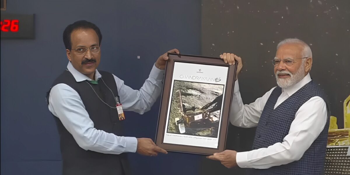 Prime Minister Modi felicitating ISRO scientists in Bengaluru