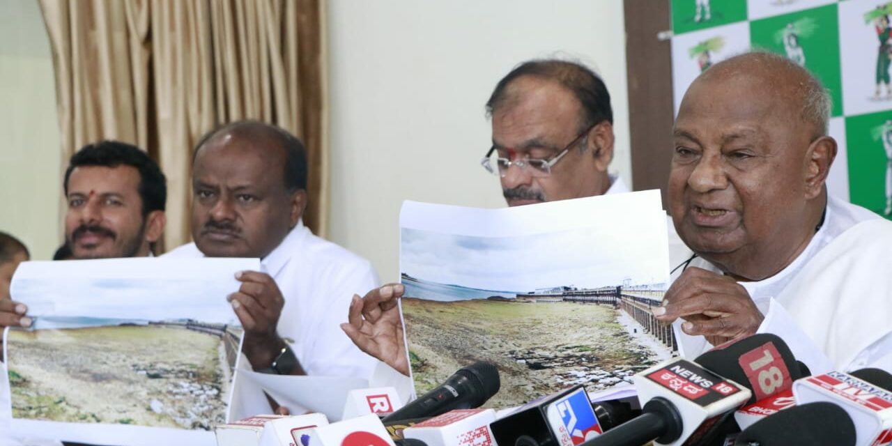 HD Deva Gowda and HD Kumaraswamy at a press conference in Bengaluru