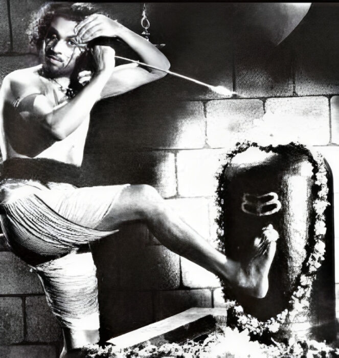 Bedara Kannappa featuring Kannada thespian Dr Rajkumar.