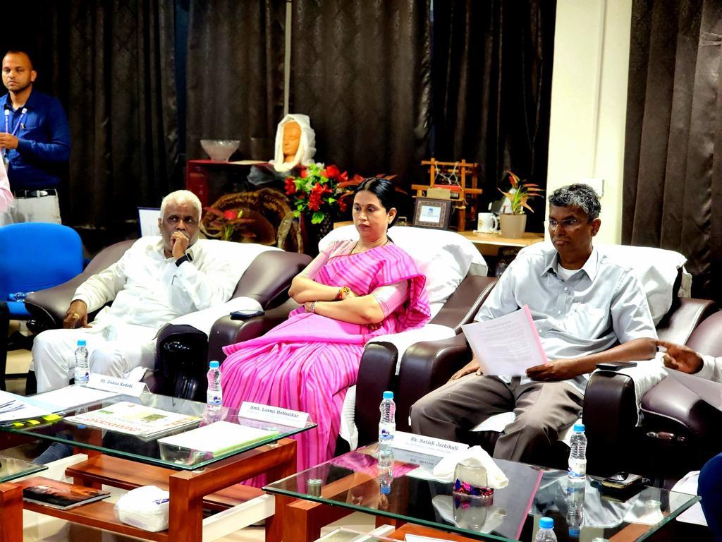 Congress Belagavi DK Shivakumar Satish Jarkiholi Laxmi Hebbalkar
