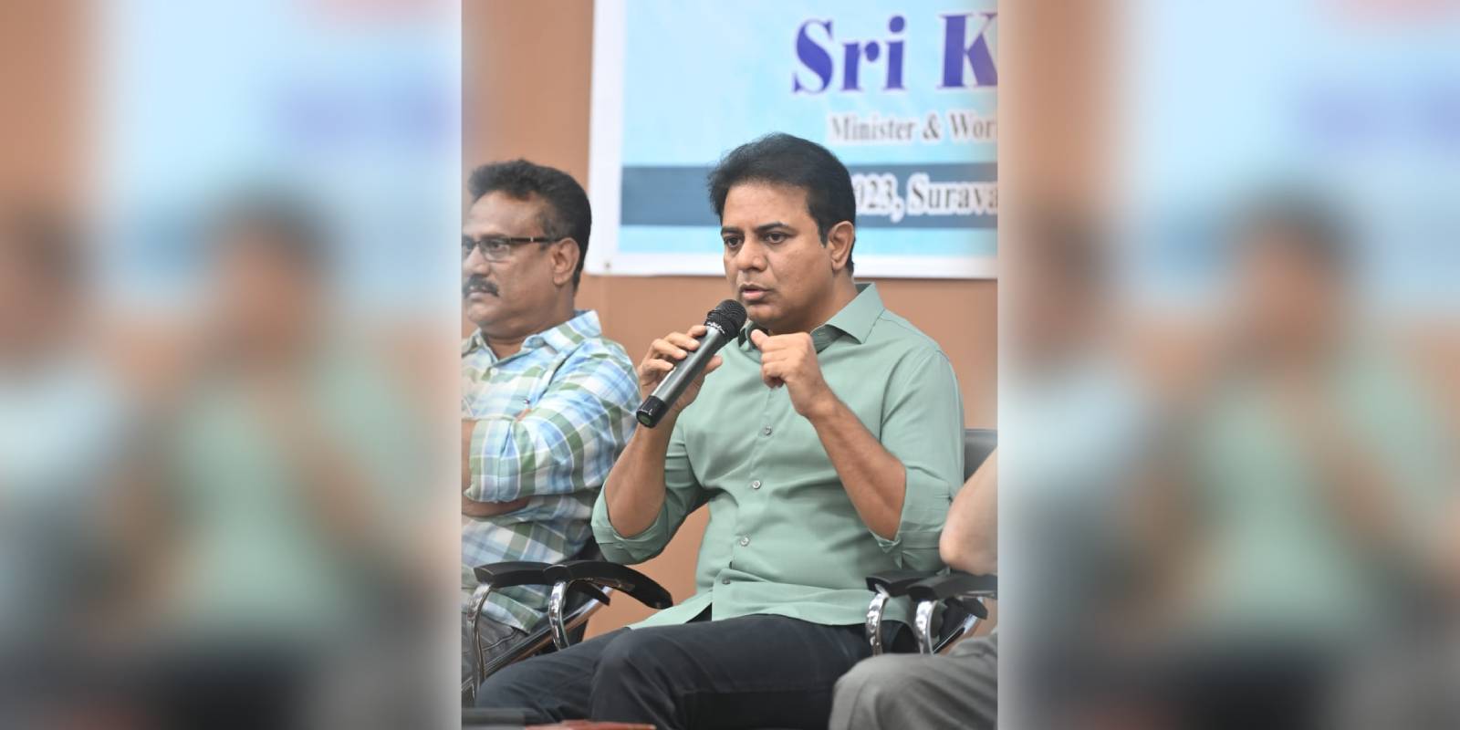 KTR interacting with the media