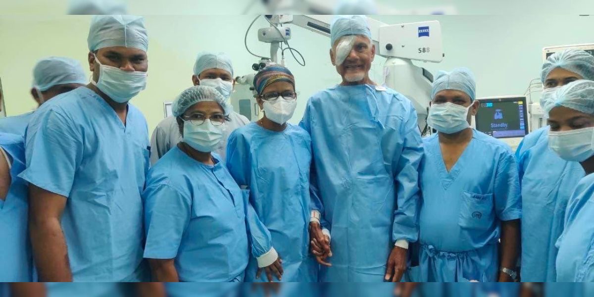 TDP chief Chandrababu Naidu poses with the medical staff after his eye surgery in Hyderabad on Tuesday, 7 November, 2023.