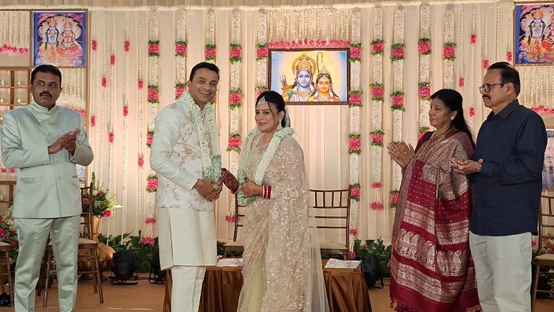Pooja Gandhi weds businessman Vijay Ghorpade