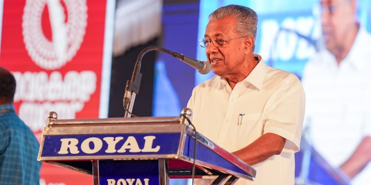 Pinarayi Vijayan accuses Nirmala Sitharaman