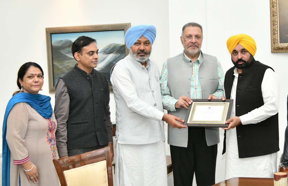 Punjab Aam Aadmi Clinics stand first in the Global Health Supply Chain Summit