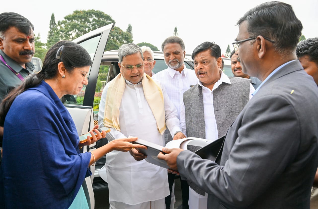 Karnataka CM Siddaramaiah PM Narendra Modi Minister Krishna Byre Gowda Drought Monsoon failure