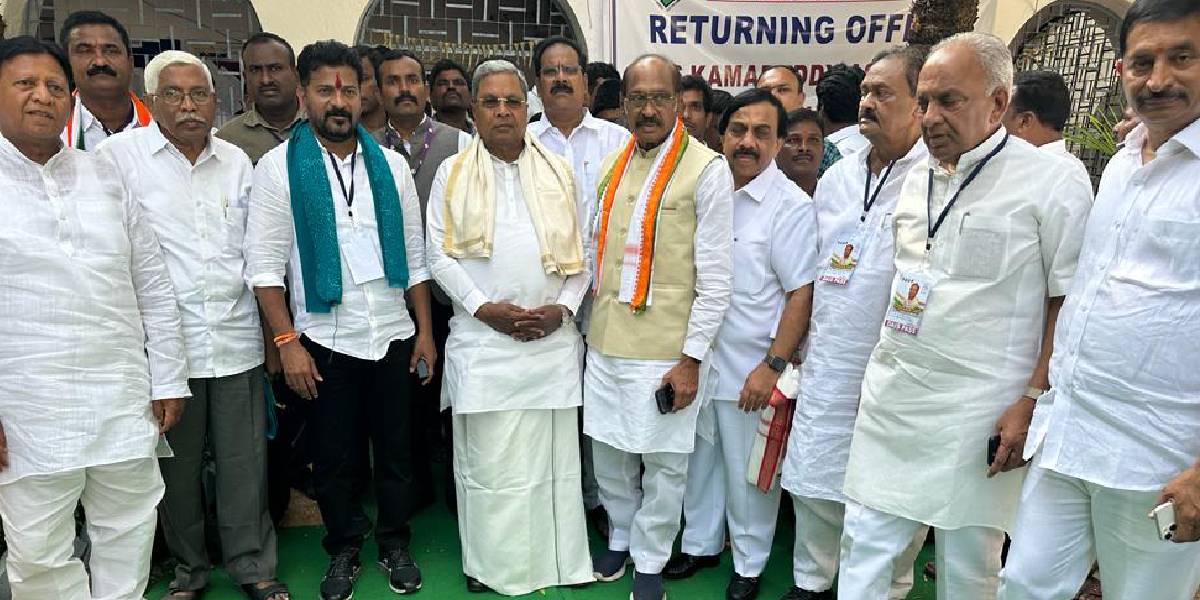 Siddaramaiah with A Revanth Reddy and other Congress leaders at Kamareddy. (Supplied)