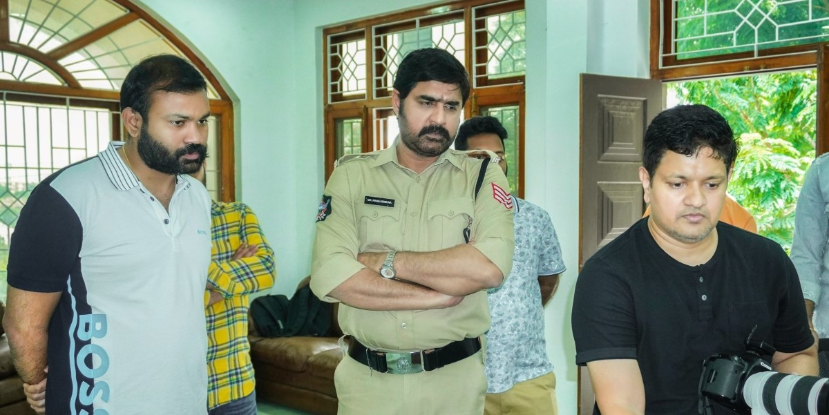 Srikanth on the sets of Kota Bommali PS