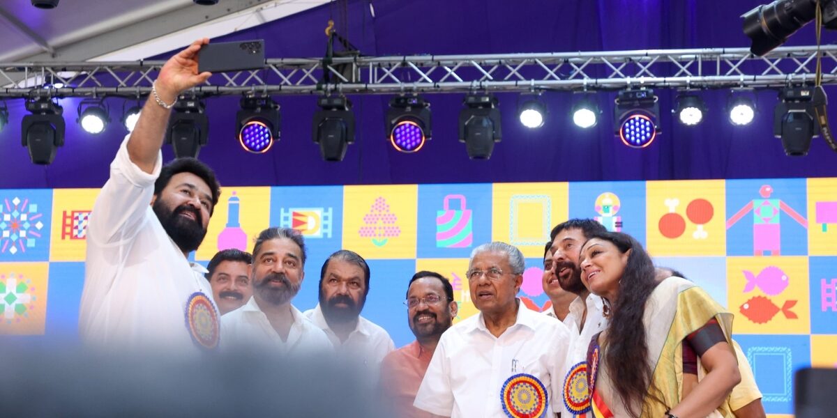 The actors taking a selfie with the CM Pinarayi Vijayan at the Keraleeyam event